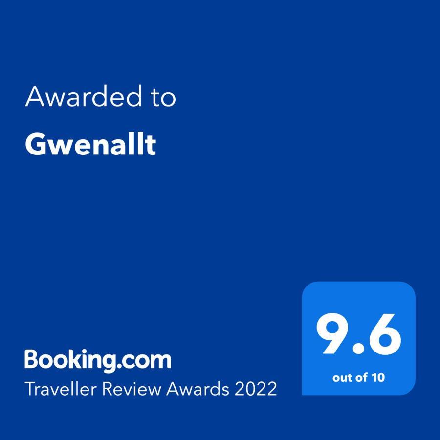 Gwenallt Dwyran Εξωτερικό φωτογραφία
